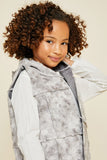 G5057 Silver Girls Hooded Faux Fur Vest Detail